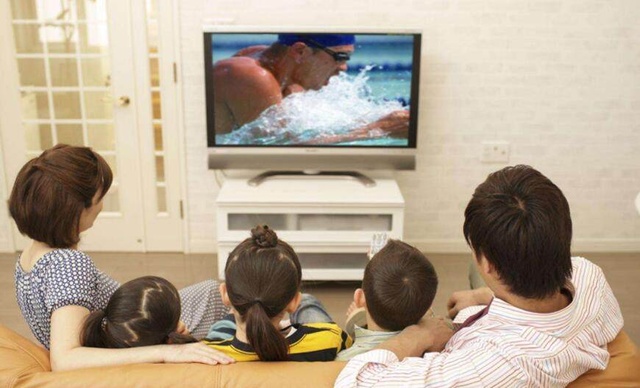 看电视易对宝宝造成的四种危害